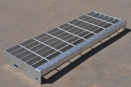 熱鍍鋅樓梯踏步板