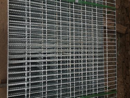 齒形防滑格柵板