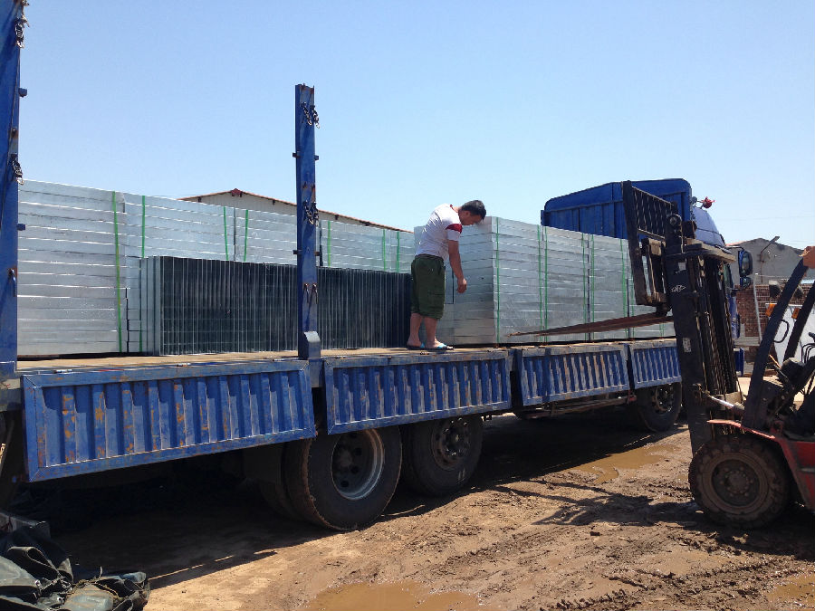 熱浸鋅鋼格柵板平臺