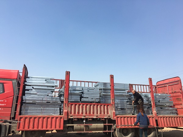 不銹鋼鋼格柵板踏步