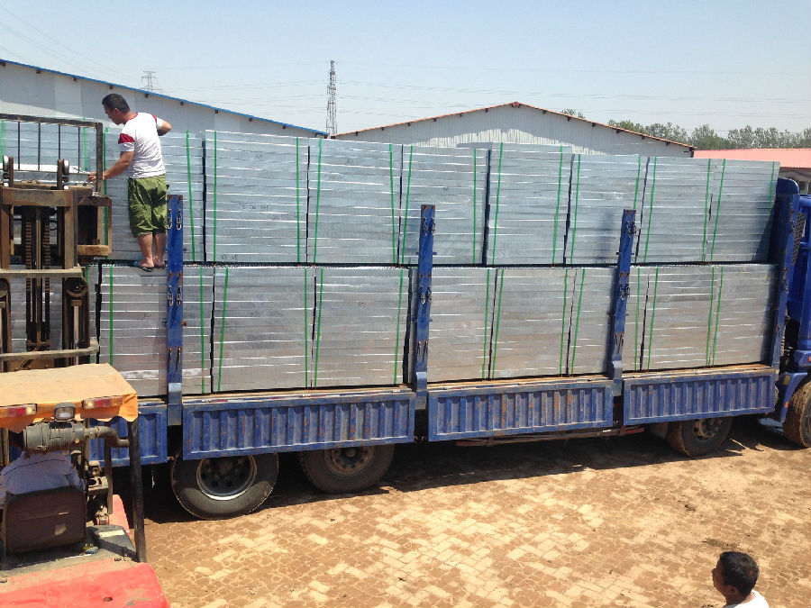 鋼結構樓梯踏步格柵