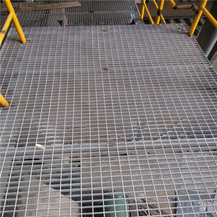 平臺(tái)熱浸鋅格柵板