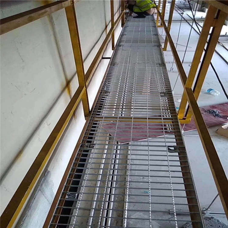 熱鍍鋅鋼格柵板規(guī)格