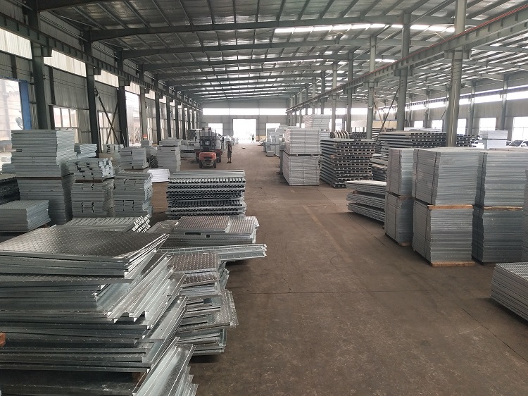 熱鍍鋅鋼格板平臺(tái)規(guī)格