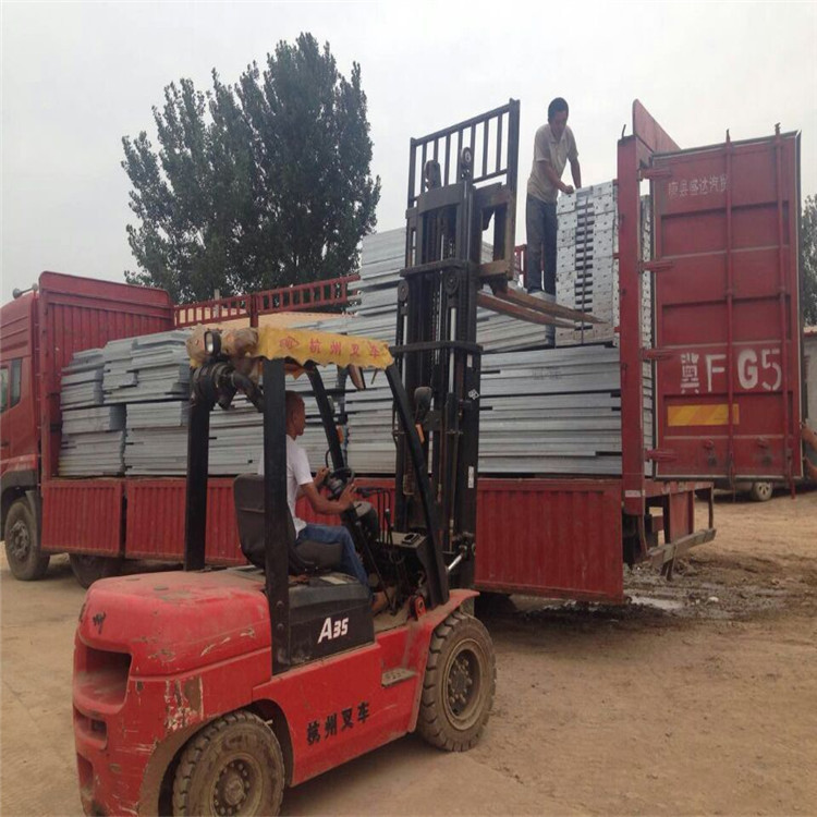 平臺(tái)熱浸鋅格柵板