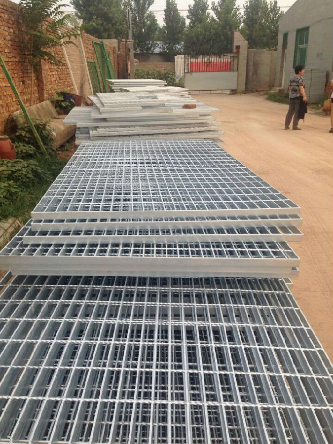 鍍鋅鋼格柵規格