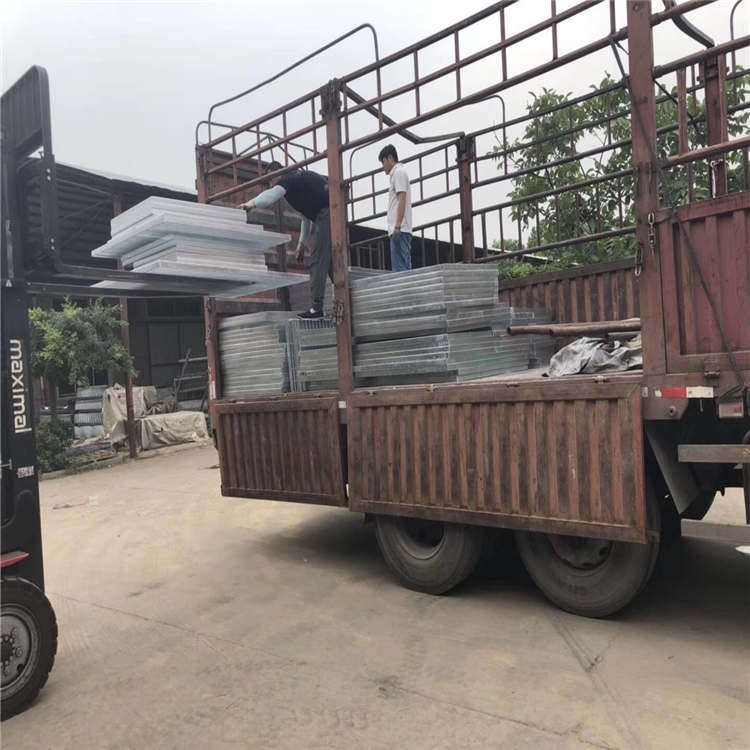 熱鍍鋅鋼格板平臺(tái)規(guī)格